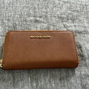 michael lord leather zipper wallet